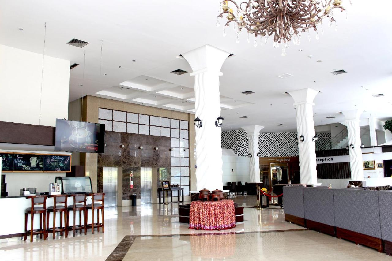 Forbis Hotel Serang Eksteriør bilde