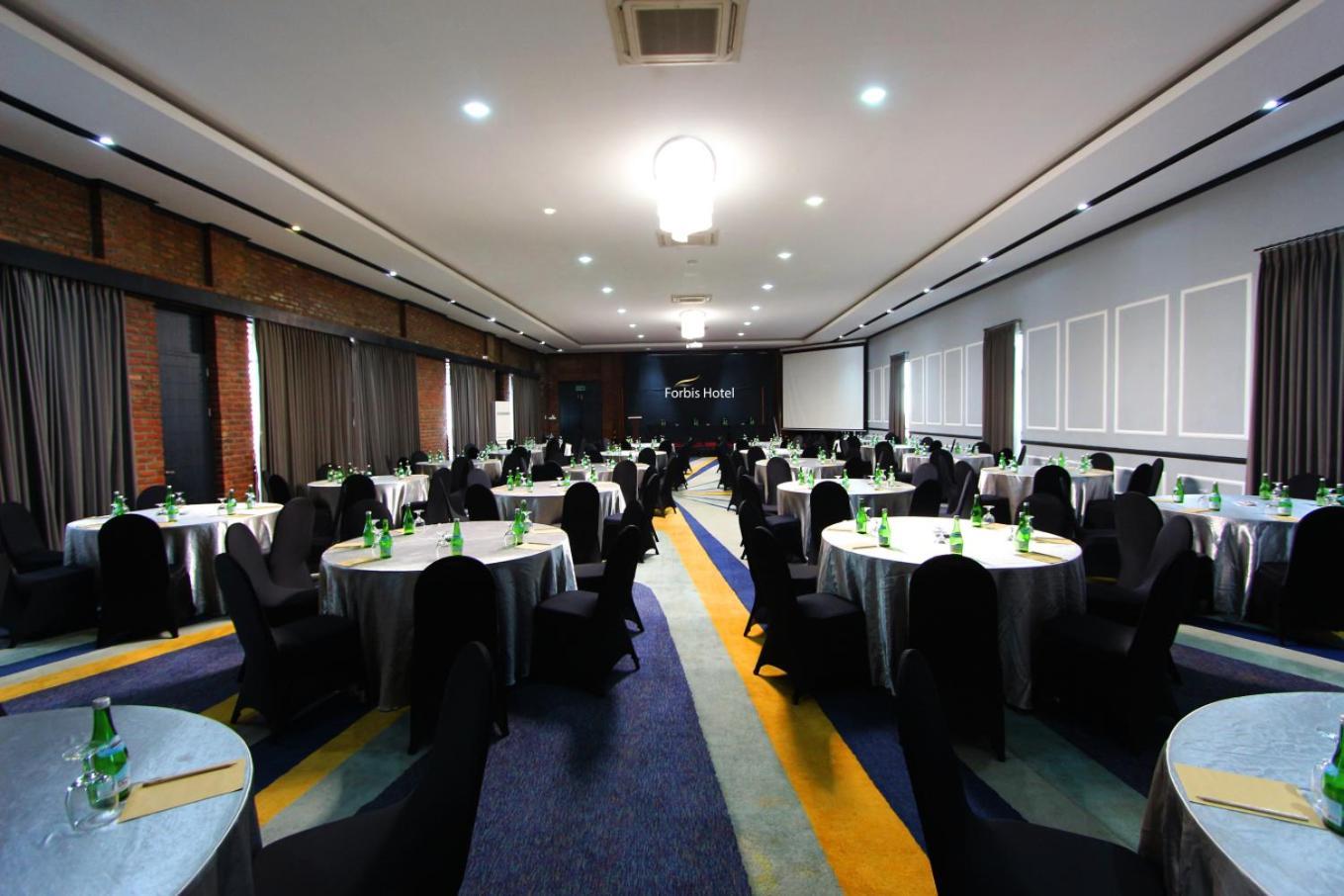 Forbis Hotel Serang Eksteriør bilde