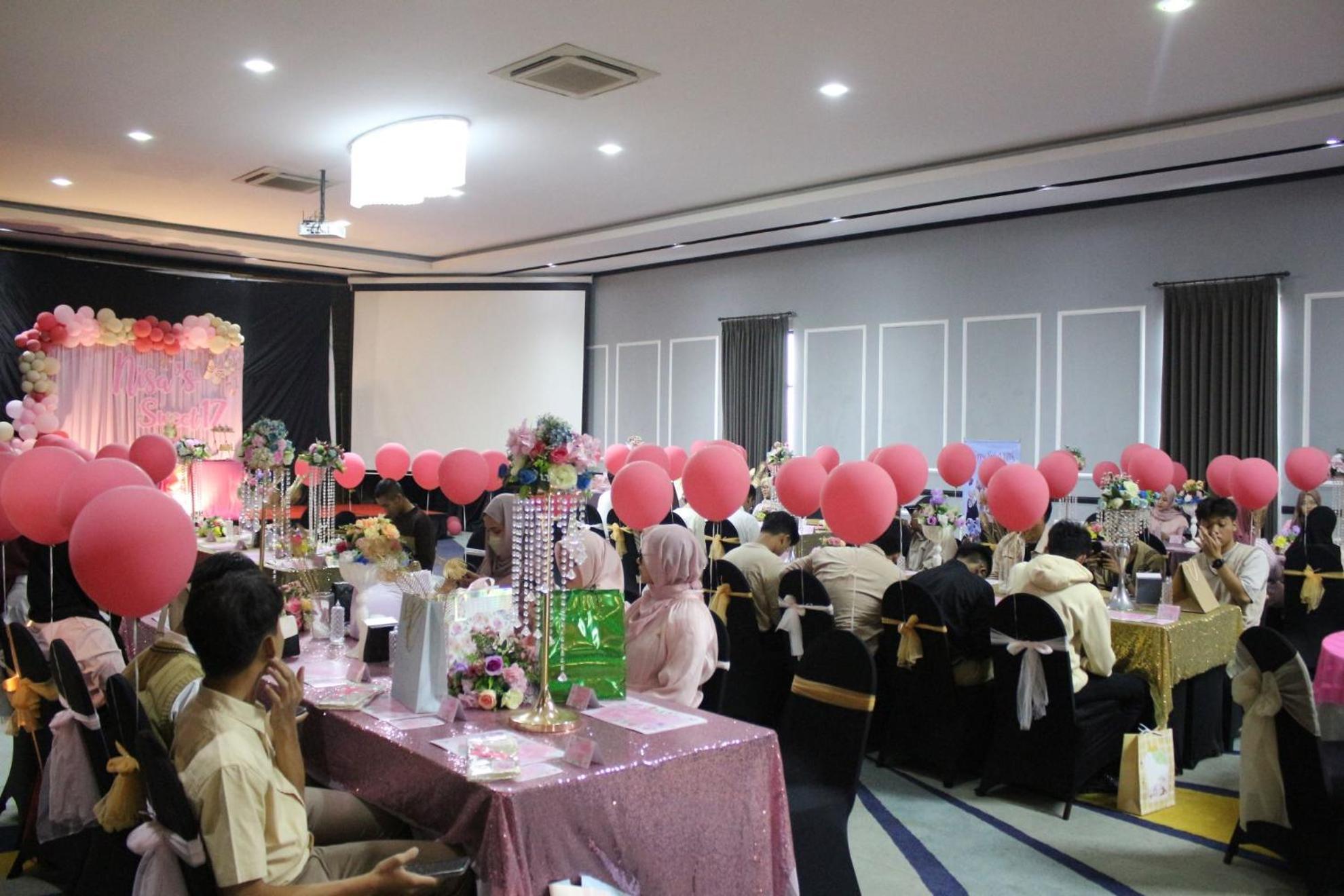 Forbis Hotel Serang Eksteriør bilde