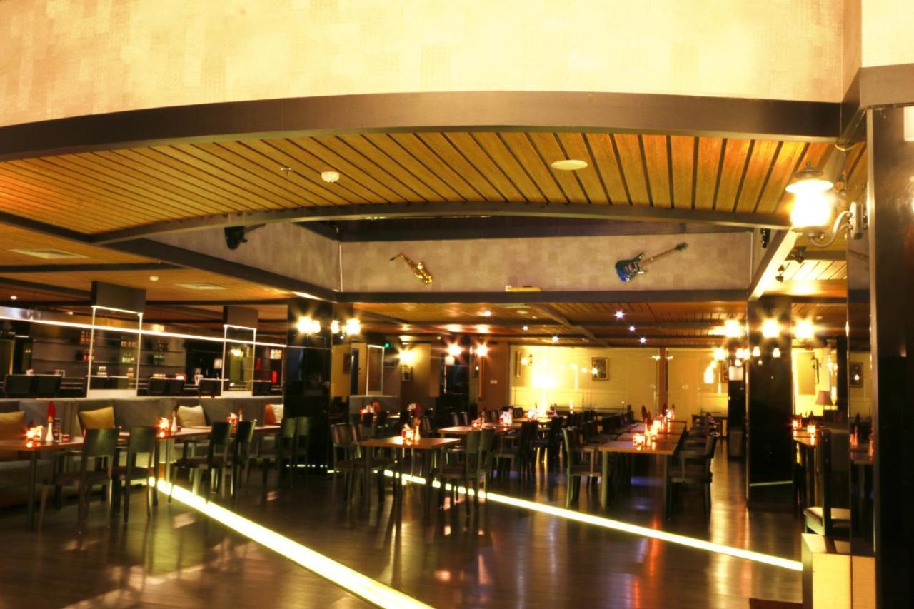 Forbis Hotel Serang Eksteriør bilde